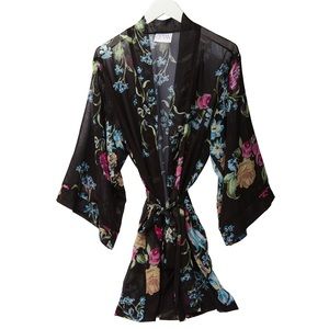 Helena Quinn Custom Kimono for Rachael Zoe Report